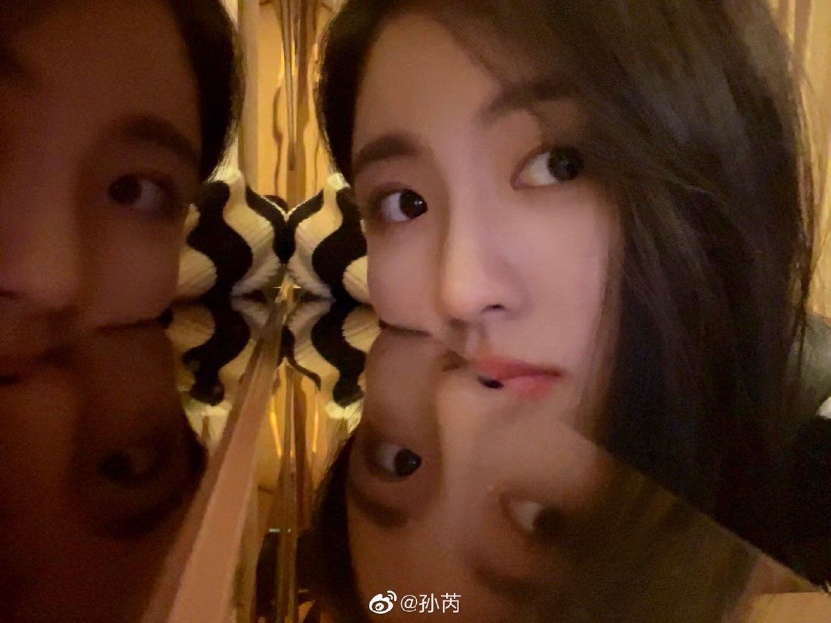 SUNRUI_TH's tweet photo. 🍑♡

(2/4)

#ซุนรุ่ย #SunRui #孙芮 https://t.co/rklhf0R3q0