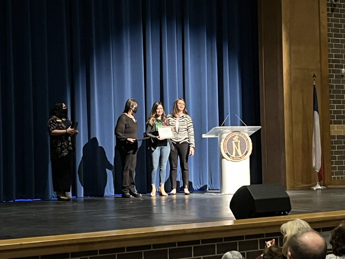 Aue Elementary tweet media