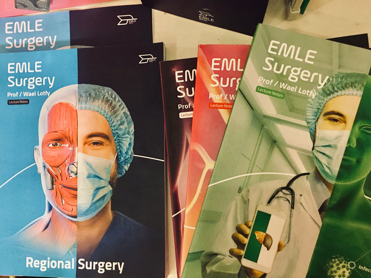 mawada_Assaf's tweet photo. الإنسان من زمان مفرحش بالكتب اللي بيذاكر منها كدة 🥰♥️ مكناش عايشين 😂
#EMLE https://t.co/1AnxdZgrMY