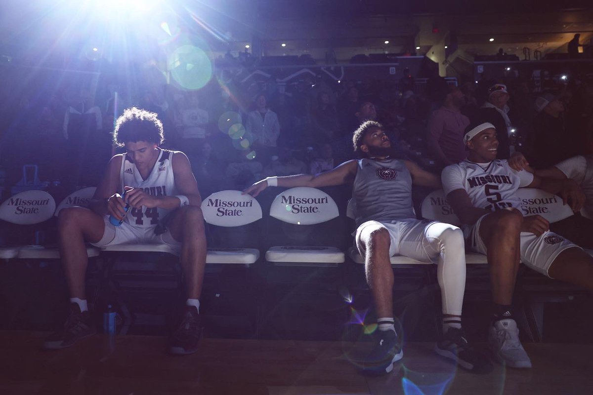 .@MSUBearsHoops gets the win on senior day