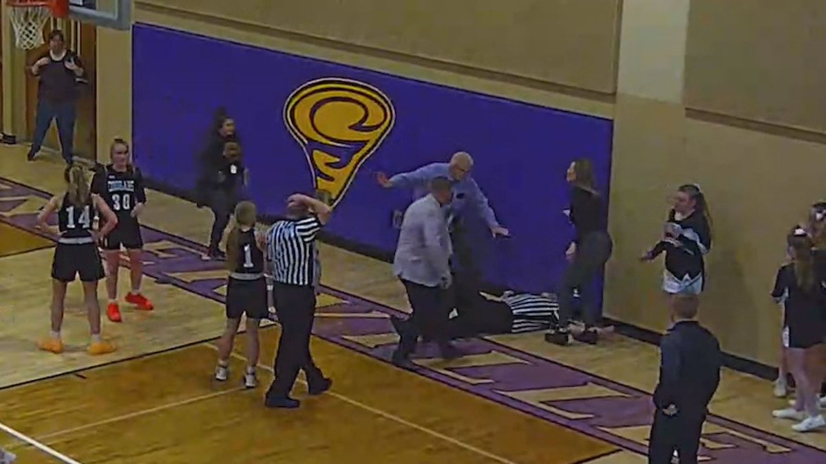 “Small towns are great, and for all those people to jump into action, in a split second it’s ... I don’t know how I could ever say thank you and show gratitude enough,” Centerville referee Brian Rook said. bit.ly/3HgEgIE