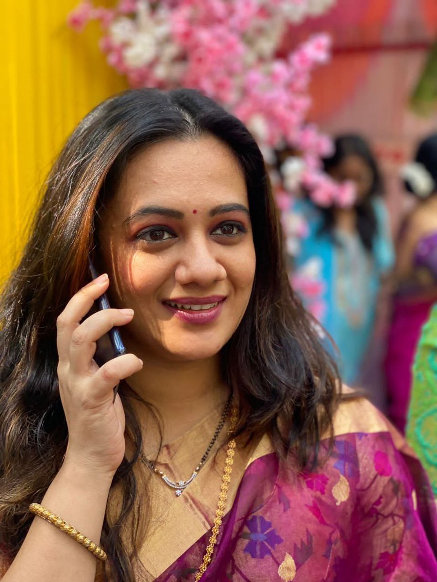 spruhavarad's tweet photo. All smiles 💜💜
#thursdaymorning https://t.co/G6GfhBG5oR