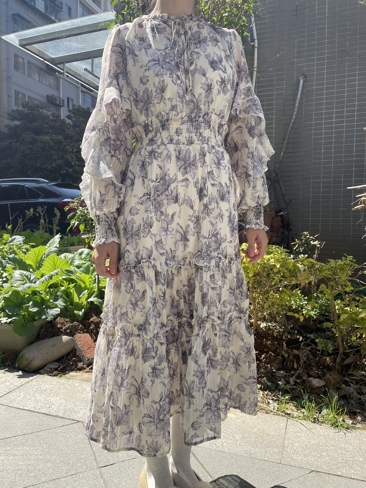 Fubail ニュアンスフラワープリントワンピース 商品コードf3598のフルカラーの実物写真です ご参考になれば幸いです Fubail Snidel Herlipto スナイデル 同型 セール 通勤 レディースファッション 通販 ワンピース プチプラコーデ おしゃれ