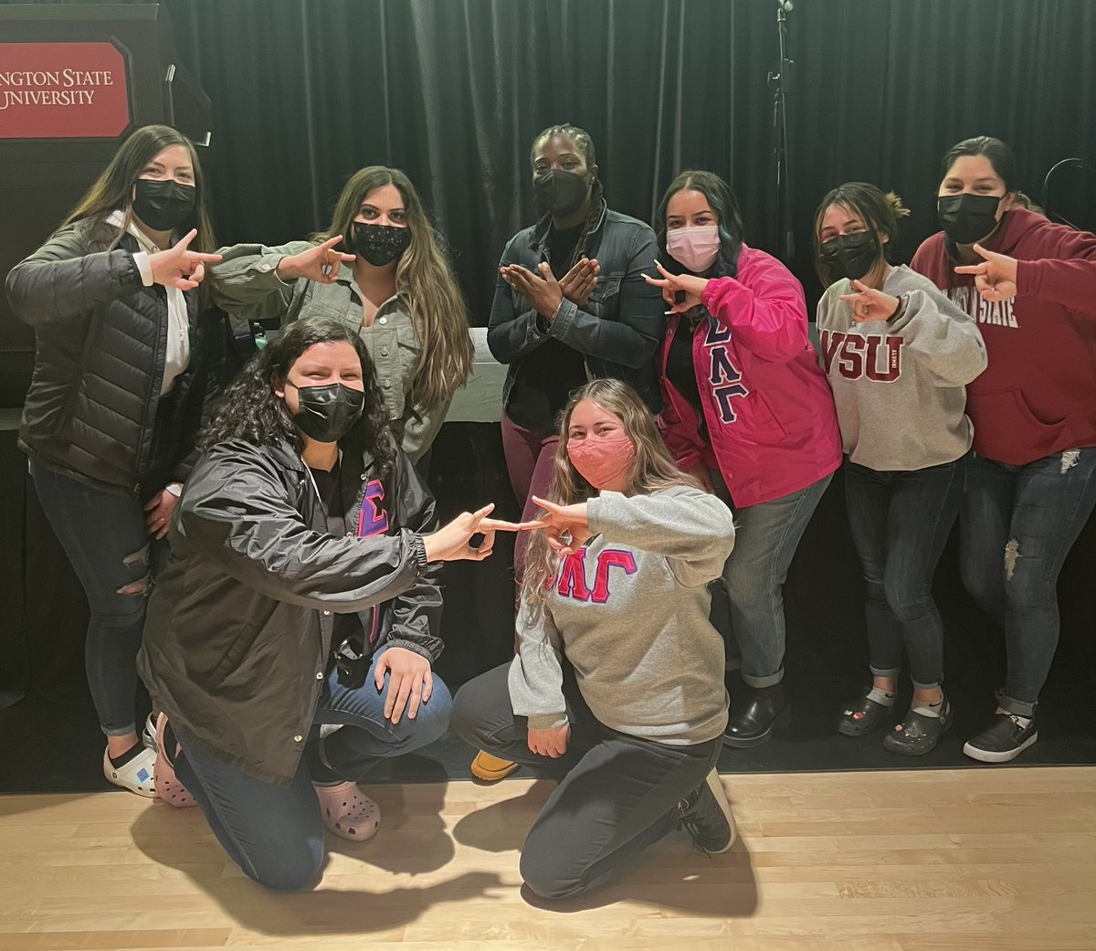 WazzuGammas's tweet photo. Hands down one of the best keynote speakers we had the privilege to listen to! It won’t get anymore transparent and real than here. Thank you so much for your time and much effort to make Greek life a better and safer community for all!👏🏼💕

We see you Cuzzo!🤩💙💗 #firmfam https://t.co/UvXbFTuQXc