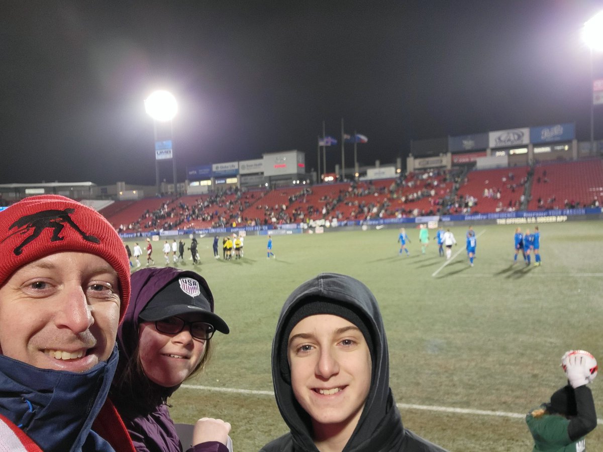BretJJackson's tweet photo. Great result for @USWNT Congratulations! Hopefully I will thaw out before I get home to MI. #SheBelievesCup #TeamUSA #coldintexas https://t.co/bsPsBXy1KH