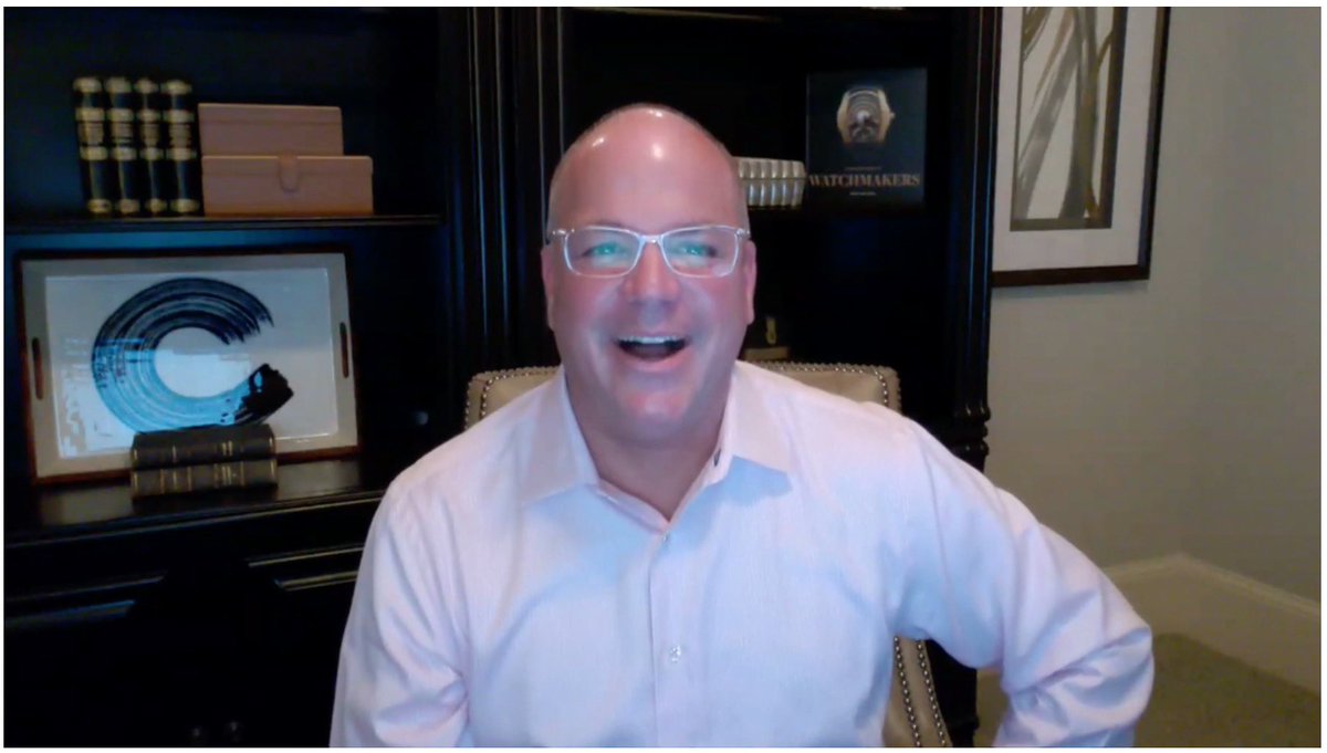 VarshaKanwar's tweet image. ✨ ‘We’ before ‘me’
✨ 1% improvement every day 
✨ Customer-first focused execution 
✨ Work hard, play hard
✨ Lead with transparency 
These and more #ThankfulThursday inspiration with @JeffSharritts at #CiscoAPJC All Hands hosted by @davidstevenwest. #WeAreCisco