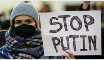 LuzMariaAlba's tweet photo. El ministro de Relaciones Exteriores de Ucrania, Dmytro Kuleba, ha confirmado una "invasión a gran escala" de su país por parte Rusia. "Putin acaba de lanzar una invasión a gran escala de Ucrania. El mundo puede y debe detener a Putin. #StopPutin https://t.co/NlQUqro2dQ