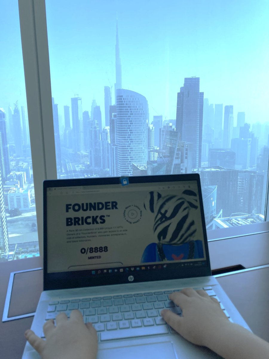 DigitalArQueen1's tweet photo. Still grinding for that WL spot, even whilst on holiday! π@FounderBricks
#founderbricks #nfts #NFTCommunity #nowthatisdedication #Dubai #holiday https://t.co/YaTXzPuAWE