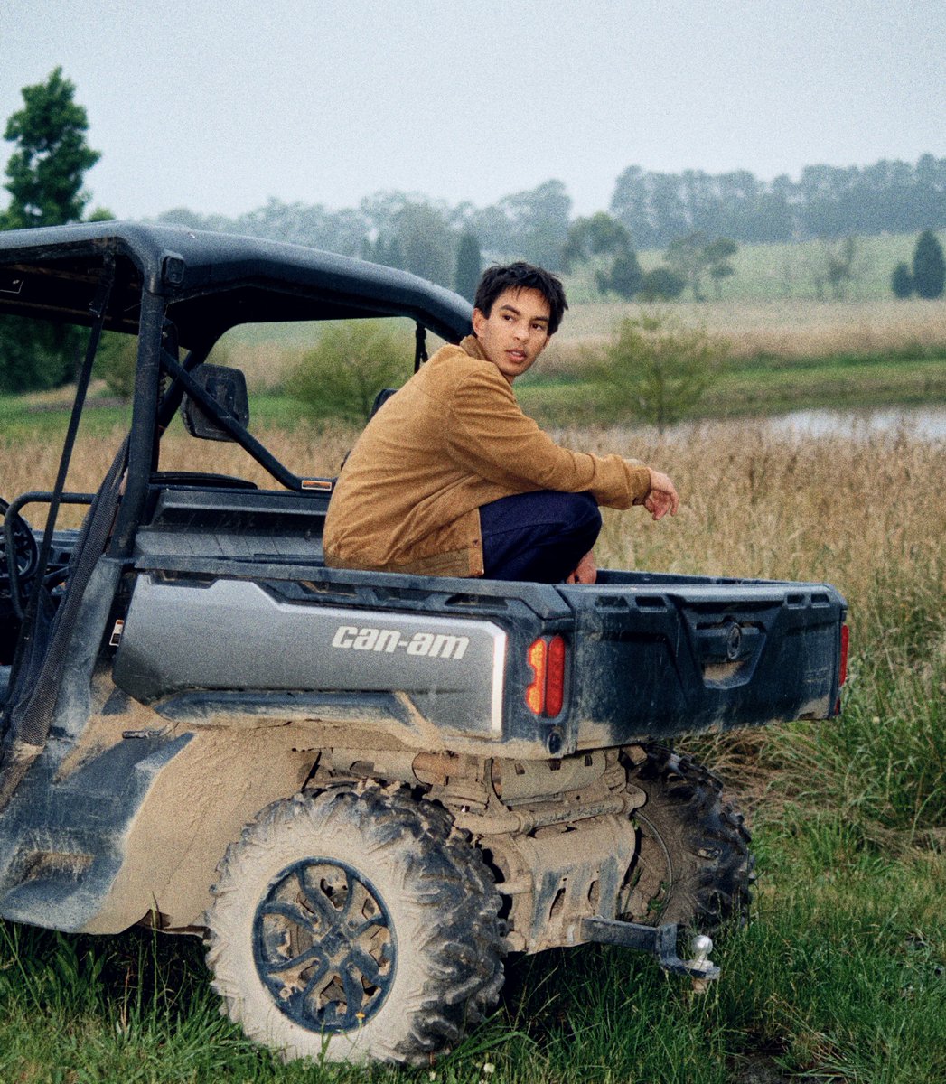 Jam packed tonight with a First Play from <a href="/soundbyJEROME/">Jerome Blazé</a> as well as new <a href="/ballparkmusic/">Ball Park Music</a> <a href="/joymusic/">JOY.</a> <a href="/trophyeyesmusic/">Trophy Eyes</a> <a href="/georgealice9/">george alice</a> <a href="/ARONAMANE/">Arona Mane</a> and more 🍯 See you at 8pm