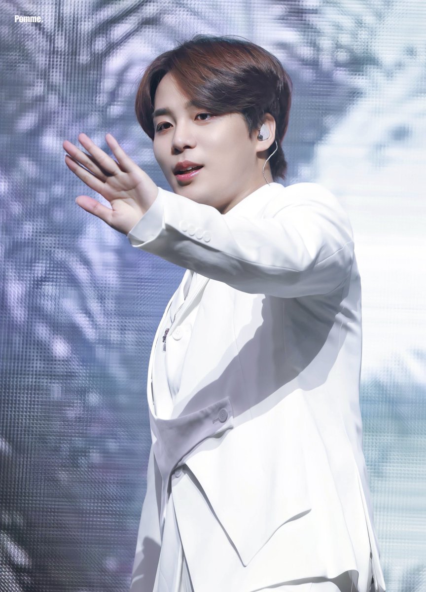 220130 안농👋
#에이티즈 #ATEEZ #종호 #JONGHO <a href="/ATEEZofficial/">ATEEZ(에이티즈)</a>