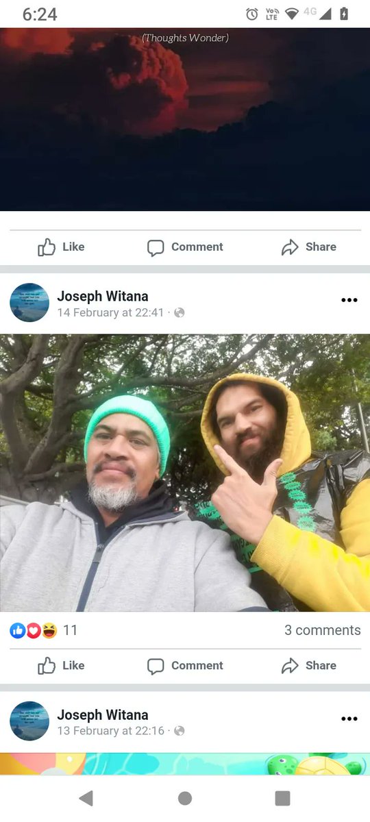 lollylovesbeer's tweet photo. #Convoy2022NZ #convoynz2022
The guy who drove a car at police. #notaplant https://t.co/bBH5PiNBf8