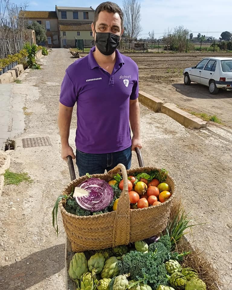 GrupAnimat1's tweet image. Si los ingredientes principales de una excursión escolar son la maravillosa Alquería @plantaicull en #Alboraya, los monitores y monitoras de @GrupAnimat1 y 3 clases de niños y niñas súper cariñosos y divertidos, ¿Qué puede salir mal?, ¡Absolutamente nada! 🧡🌳
#Animat_Style