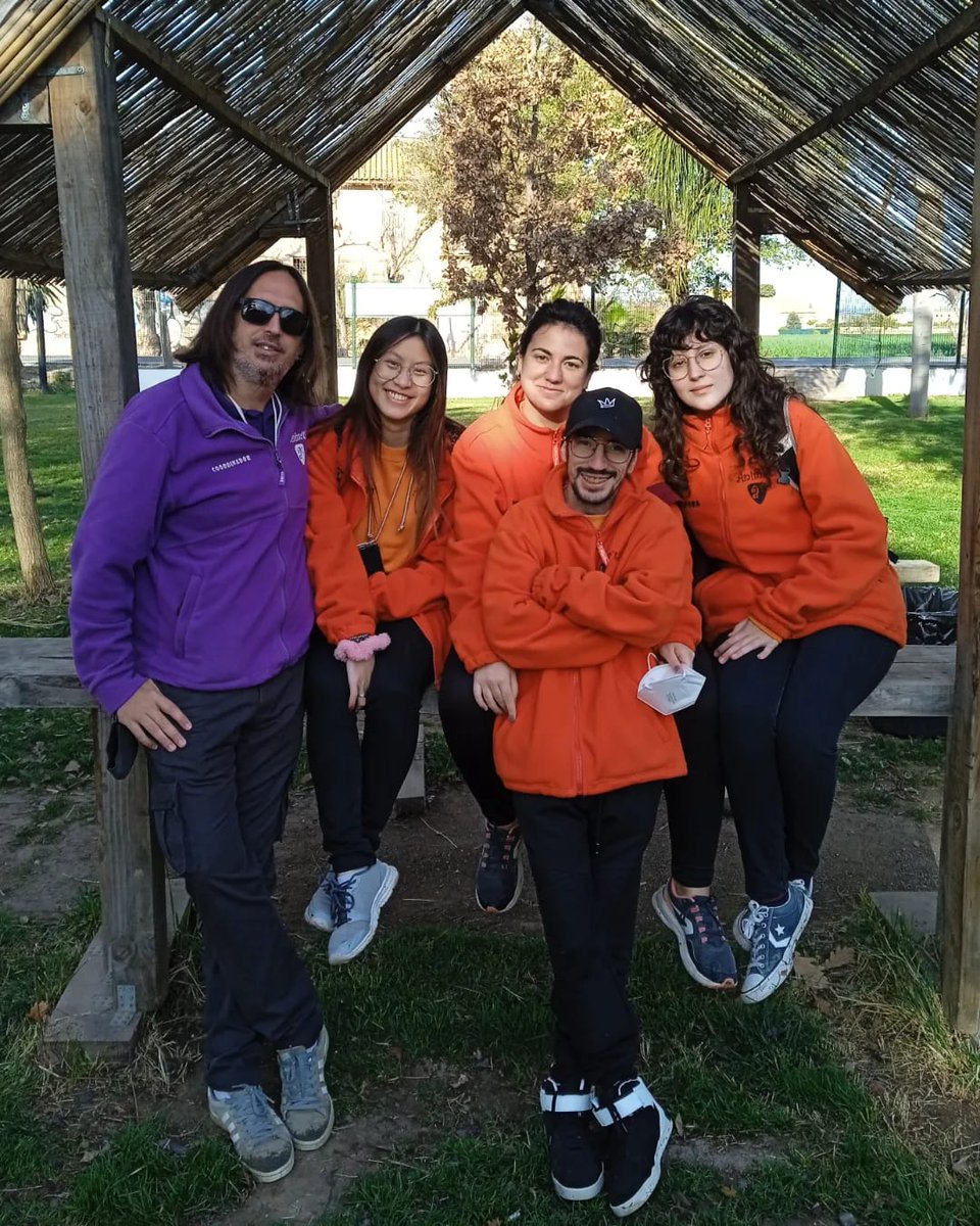 GrupAnimat1's tweet image. Si los ingredientes principales de una excursión escolar son la maravillosa Alquería @plantaicull en #Alboraya, los monitores y monitoras de @GrupAnimat1 y 3 clases de niños y niñas súper cariñosos y divertidos, ¿Qué puede salir mal?, ¡Absolutamente nada! 🧡🌳
#Animat_Style