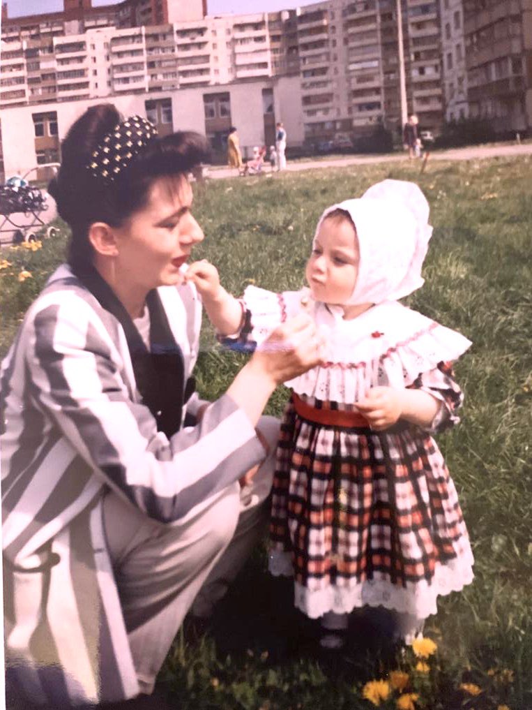 Alexandra tweet media