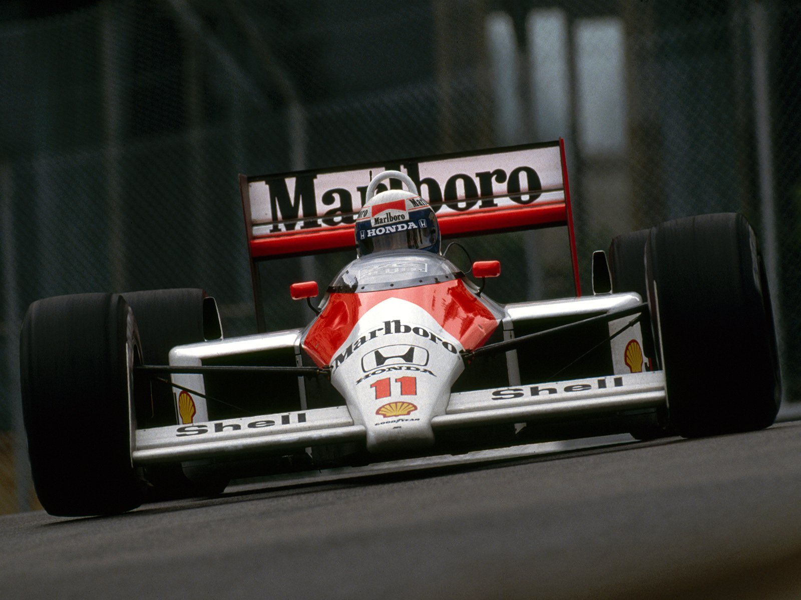 Happy birthday to F1 legend Alain Prost! 