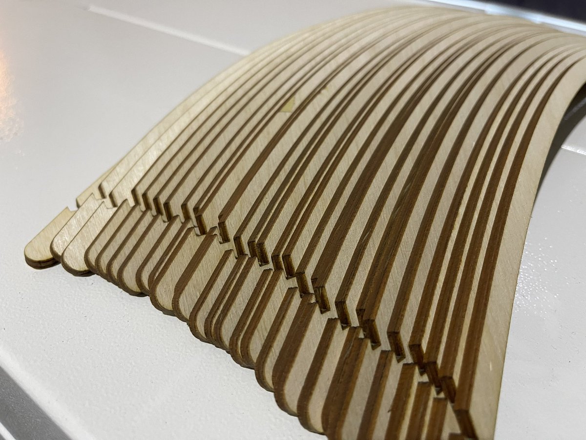 3DMakerNoob's tweet image. There’s #firstlayer porn, then there’s #FirstLaser porn 😍