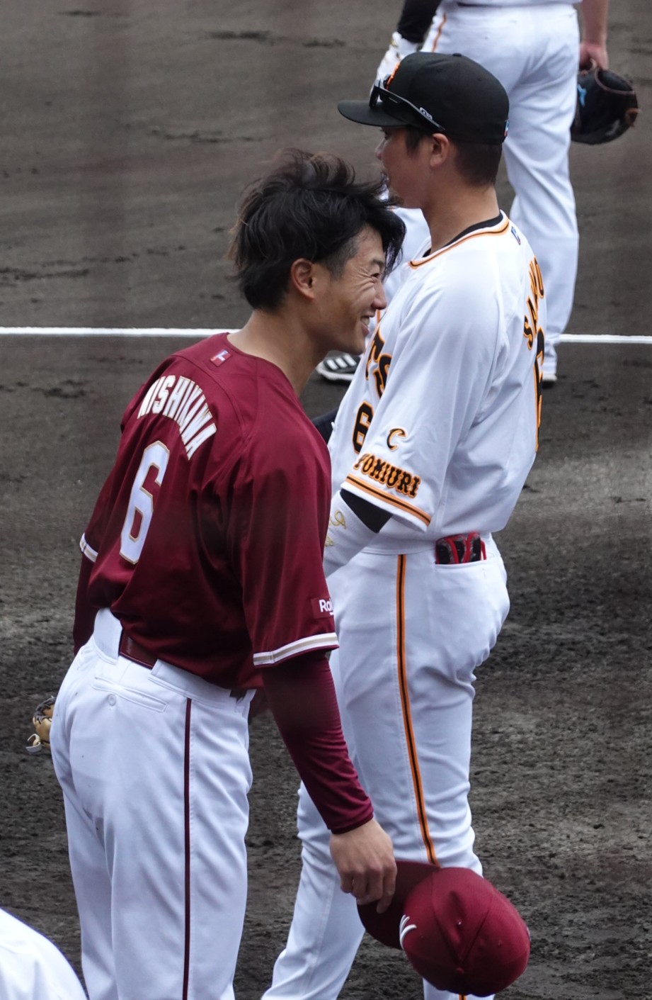和民ん 背番号６同士 プロ野球沖縄キャンプ 読売ジャイアンツ 巨人軍 楽天イーグルス 坂本勇人 西川遥輝 背番号6 T Co 6ierw0idqk Twitter