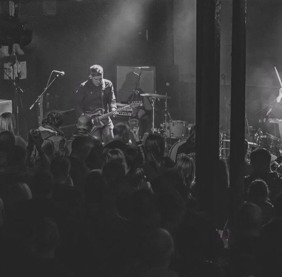 #throwbackthursday supporting the awesome <a href="/terrorvision/">terrorvision</a> just before the first lockdown 😳 2 whole years lost there then 🤣 
Incredible night, loved it! 
📸 <a href="/Howayman_Leeds/">Howayman.Photography</a> 
<a href="/OrangeAmps/">Orangeamps</a> 
<a href="/ReverendGuitars/">Reverend Guitars</a> 
#throwback #thursday #thursdaymorning #fun #photooftheday