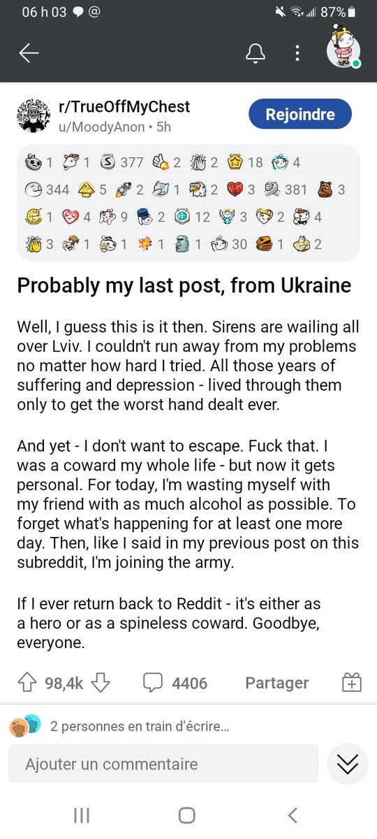 Balone❄ tweet media