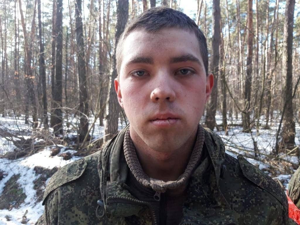 Arab_Intel's tweet photo. 🚨 🇷🇺 🇺🇦 | Deux soldats russes faits prisonniers par l’armée ukrainienne. https://t.co/jG2V0V53Lm