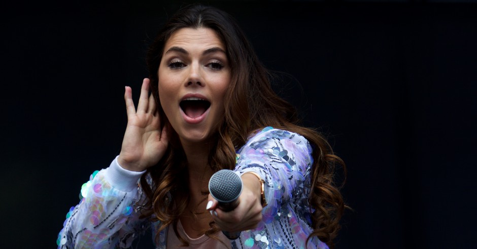 Mega Mindy, K3, Steven &amp; Hans Kazan en meer te zien bij familieprogramma Vestrock - fest.nl/BFy_bA