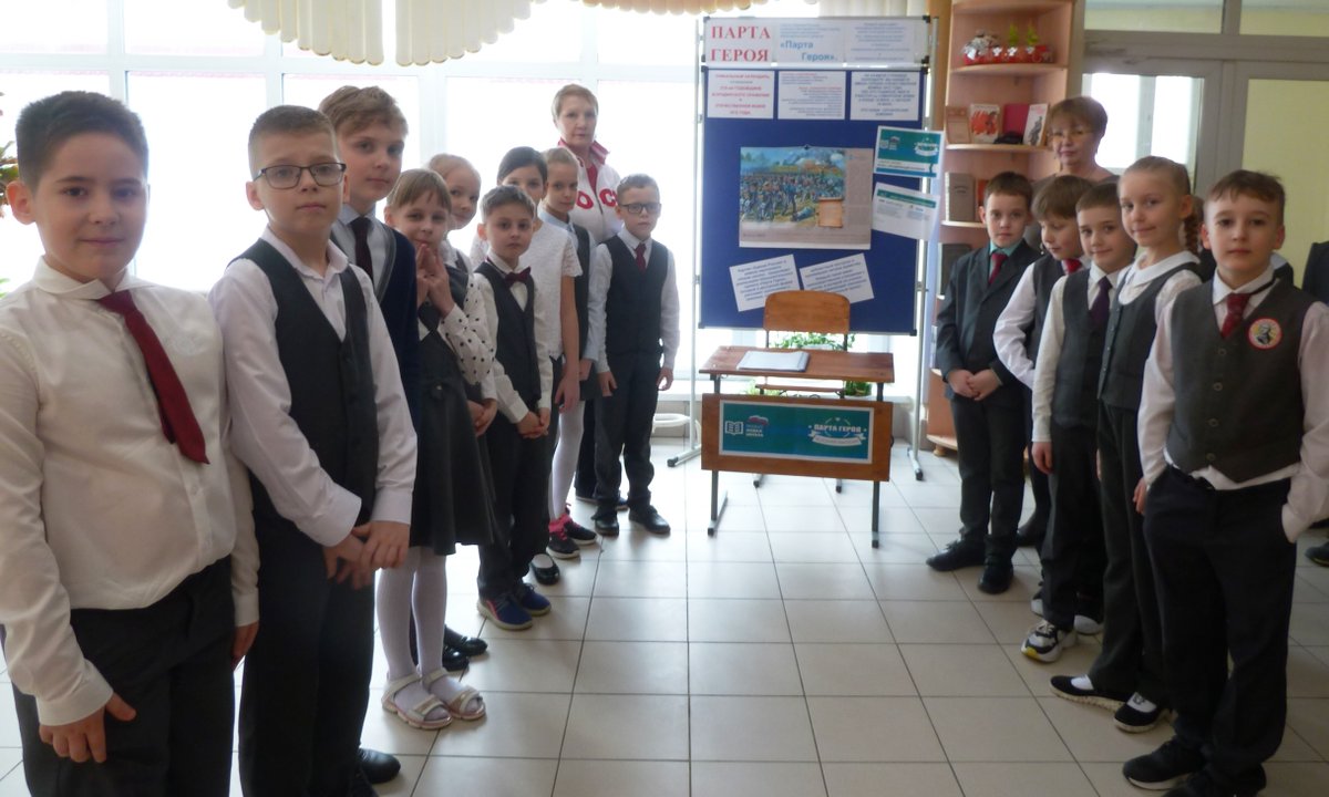 Каждый герой имеет непосредственное отношение к школе, в которой он учился. В рамках образовательного проекта «ПАРТА ГЕРОЯ» партии «Единая Россия» мы вспомнили легендарных выпускников нашей Школы № 6 г.о. Самара .