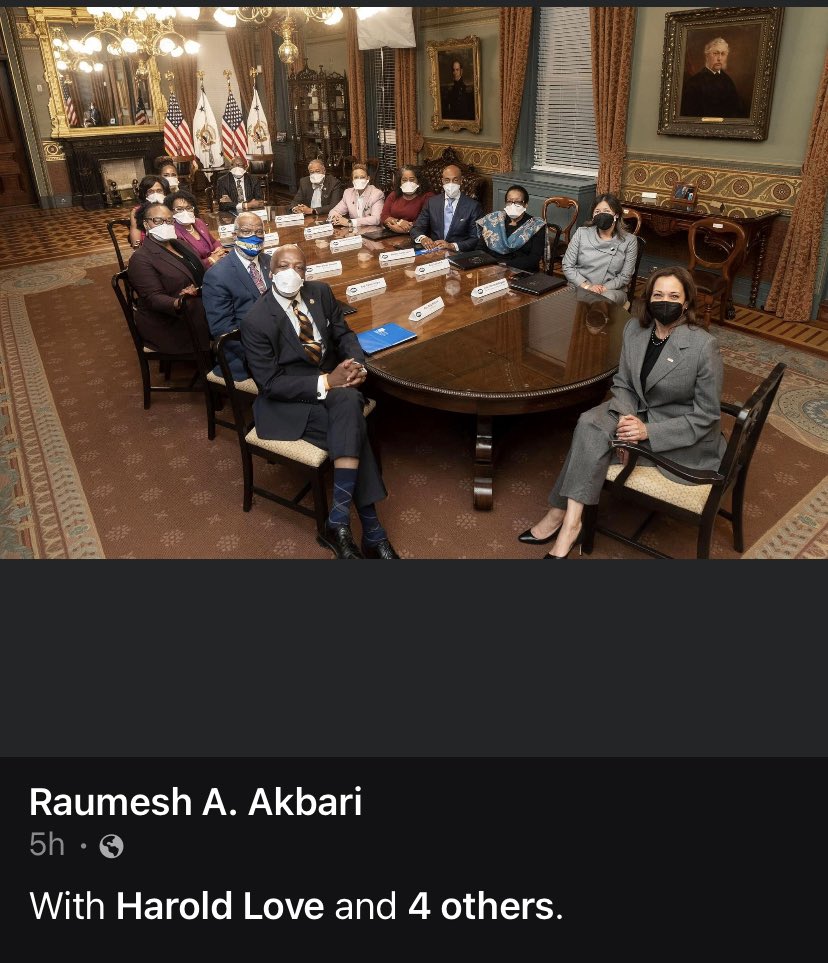 HD4safety_USAF's tweet image. 💙All Respect! TN State Senator Raumesh A. Akbari &amp;amp; TN State Representative Harold Love of NBCSL Executive Committee met with Vice President Kamala Harris. 
All gratitude! #TN
#NBCSL
#VicePresidentofTheUnitedStates
#DivineNine #HBCU 
#Leaders 
#Ukraine #SCOTUS #VotingRights