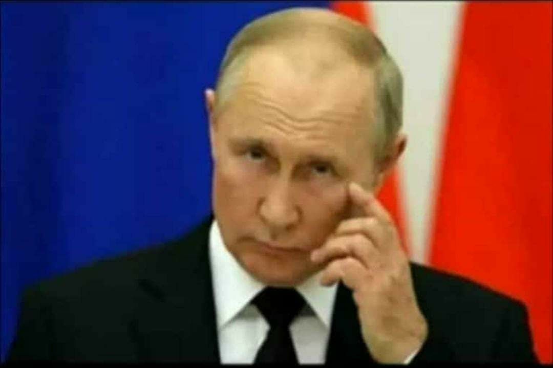 For next few days, he will manage your portfolios.
#stockmarketcrash