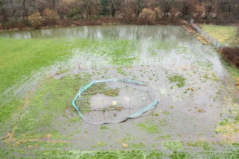 Sports field keeps getting covered in sewage that 'absolutely stinks'
bit.ly/3M0kg0w