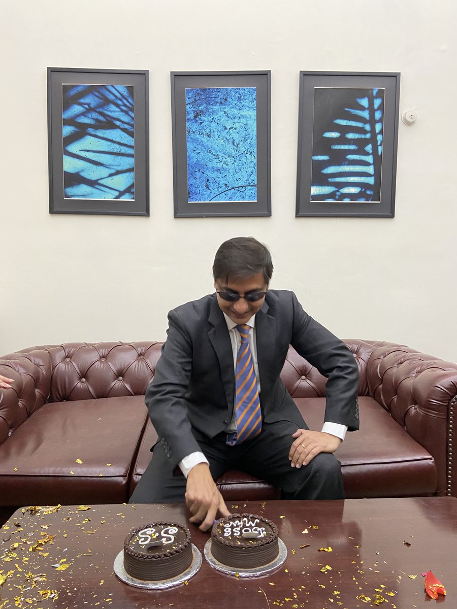 thisismahima's tweet photo. Boss Man @sanjeevsanyal You are one in a million! Blessed to have learned so much from you. Thanks for all the opportunities. Wishing you the best for your new role in the PM-EAC.
#teampea https://t.co/Ow675rREfj