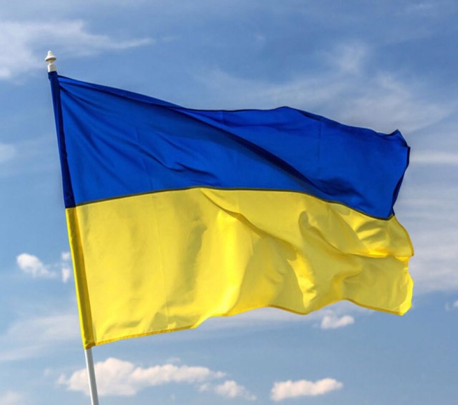 roof4edith's tweet photo. Today, and at next week’s #DropByDropIn (Thurs 3 Mar: 12-2 at statue, 2-4 at Marina Fountain), our thoughts turn to Ukraine and the city of Kyiv: home of #Edith’s daughter #Gytha and Grandson #Mstislav who commissioned this fabulous icon painting in 1132. Ellen ond freondscipe! https://t.co/ge6mOTBgh6