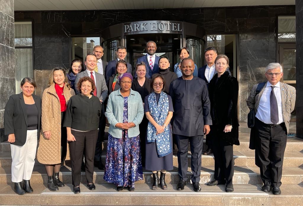 _ViktorD_'s tweet photo. The Special Adviser of the #UN Secretary-General, Alice Wairimu Nderitu of @UNOSAPG  visited Bishkek today to discuss opportunities for a joint approach in the fight against #hatespeech in our region. https://t.co/qHfDCznHmz