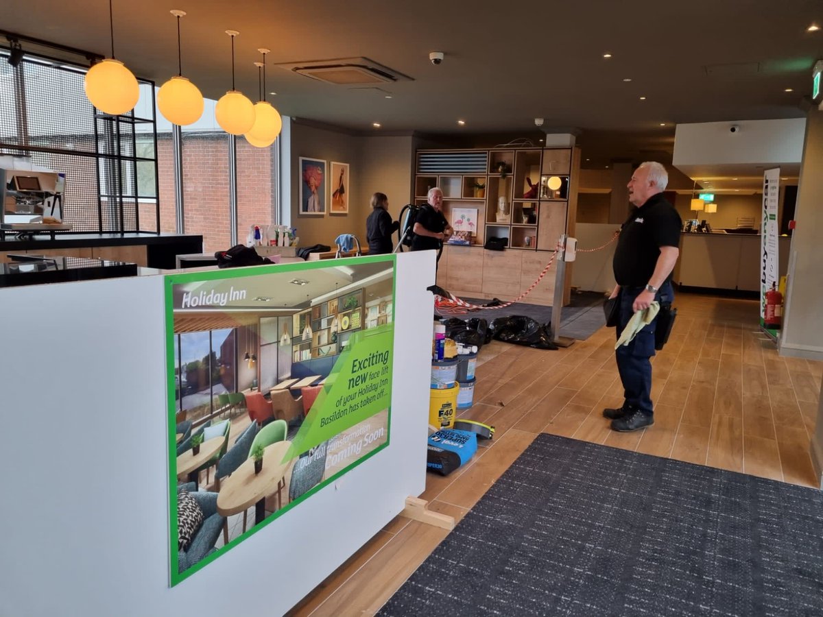 Our team is on site for the post refurbishment clean today. The new lobby area will be fully open soon.

@HolidayInnBasildon <a href="/HIBasildon/">Holiday Inn Basildon</a>