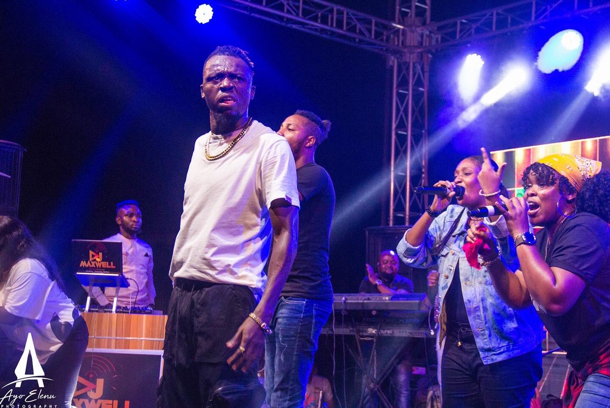 IamDJMAXWELL's tweet image. Rocking the Stage cos Its our Calling...

#WeMakingProgress #GiantSlayer #UrOwambeDj #DjTohBadt

#ChairmanAmongDjs

@Akpororo @testimonyjaga