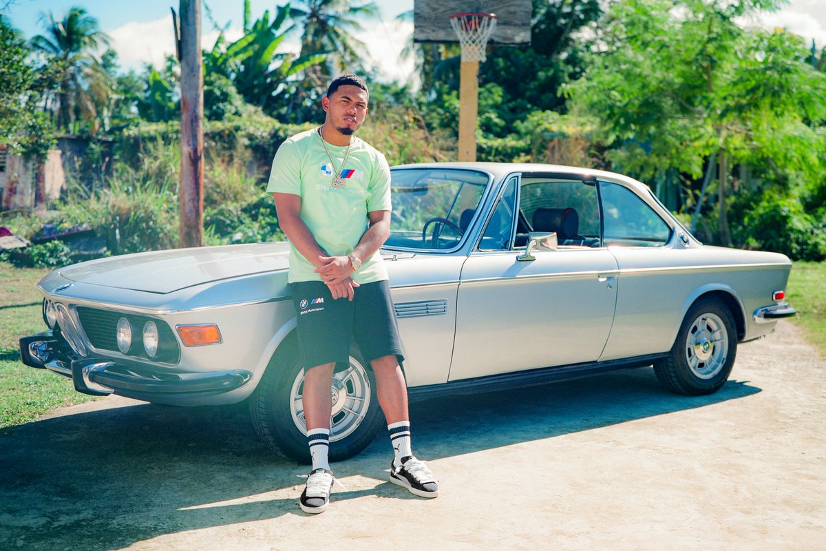SwagCraze1's tweet photo. Music artist #MykeTowers is @PUMASouthAfrica first global Motorsport Lifestyle Ambassador. https://t.co/jBTxC42BhI https://t.co/1AeXRv1lpe