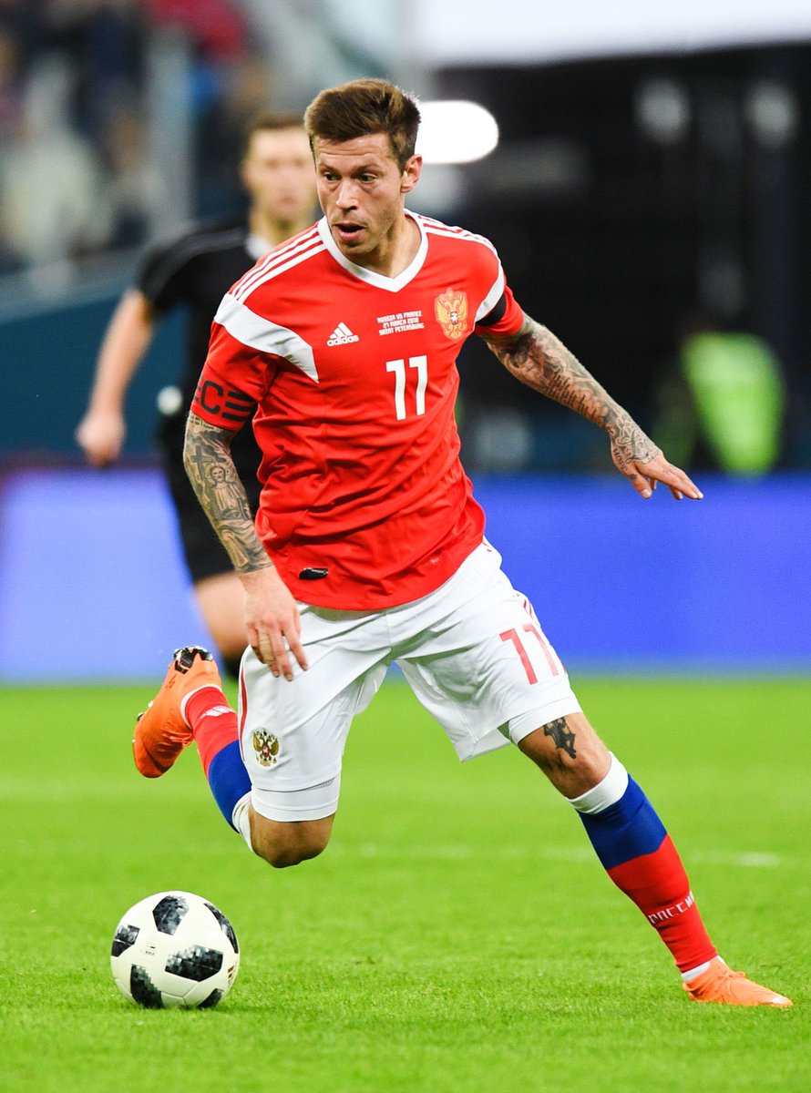 ActuFoot_'s tweet image. Le message de paix de Fedor Smolov🇷🇺 sur Instagram :

« Non à la guerre !!! 💔🇺🇦 »