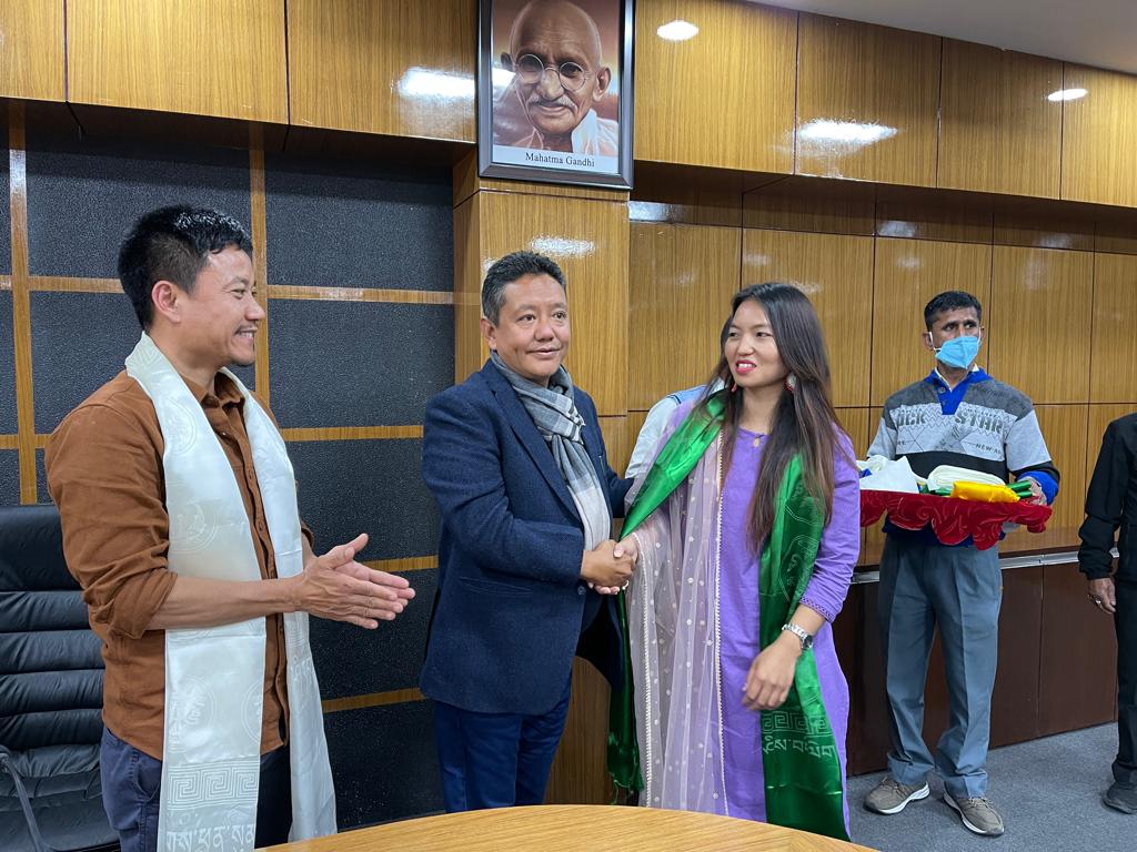 KarpiBasar's tweet photo. It was a great experience and proud to be a part of this drama*
*ARUNACHAL Ek SAFAR NAMA
A VISION REBORN* Which was played on the auspicious occasion of the completion of fifty years of Arunachal pradesh. https://t.co/9PJZvFFpeu