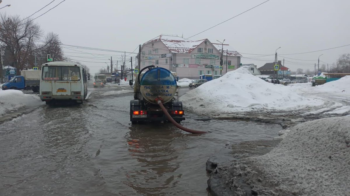 Откачка воды с мест подтопления ул. Транзитная <a href="/adm_kir63/">Администрация Кировского района</a> <a href="/DepGorHozSamara/">Департамент ГХиЭ</a> <a href="/Rudakov_i_a/">Рудаков Игорь Александрович</a>