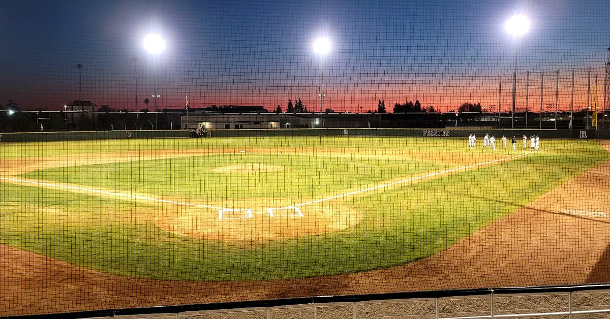 djimenez22's tweet photo. #HeavyOnPirates🏴‍☠️ #PiratesWin #PiratesWin 
 @ReedleyBaseball defeated #GoldenWest 14-0 RHS 3-0
@warks04 2RBIs SB⚾️ #WillGagnon 2-3 HR 3RBIs⚾️ #SammyEstala 2 RBIs⚾️ #DustinWang 2-3 2RBIs⚾️ #DarrenOrtiz 2RBIs #EthanClark WP @PiratePrideASB @ReedleyHSSports @31zcoach @PAGMETER https://t.co/dN6NCR5Nc9