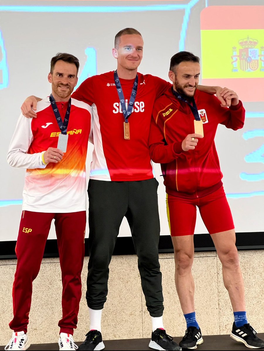 Subcampeón de Europa de 800 m.l. categoría M35
Braga (Portugal)