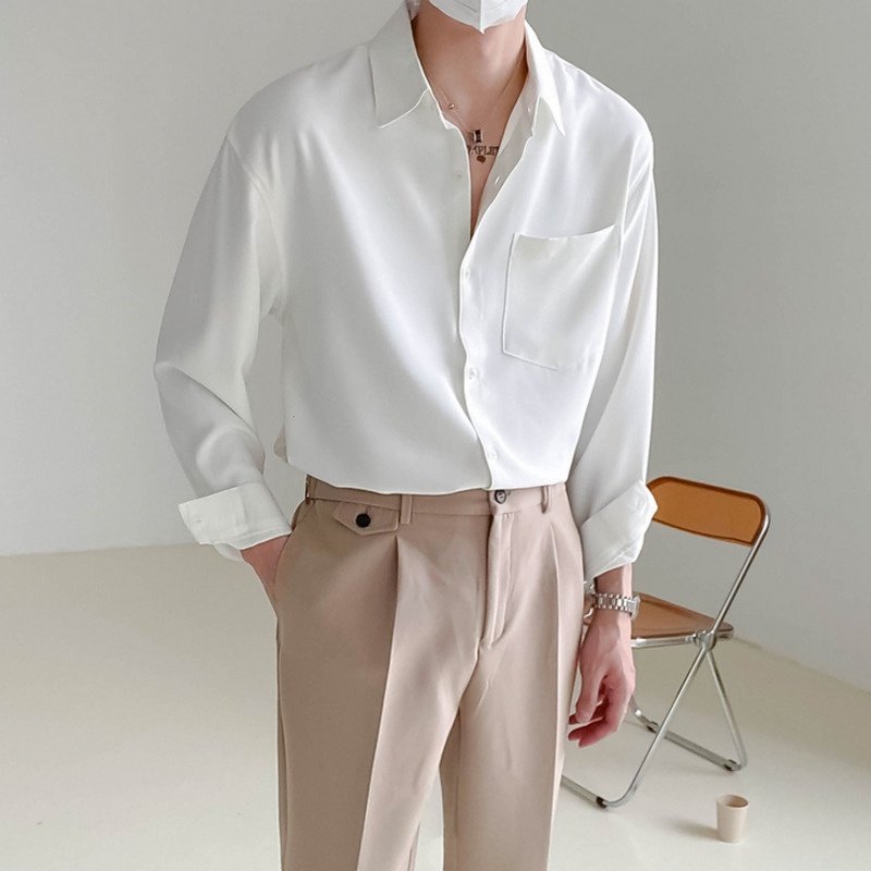 thenamessha's tweet photo. white ootd featuring items from @ShopeeMY 🤍🕊️✨ https://t.co/3Q25U5B1l0