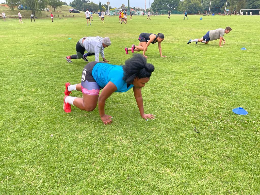 NyandaPiwokuhle's tweet photo. Moving slow and steady will also get you where you need to be๐โโ๏ธ
#womensrugby #southafricanrugby #rugbyplayer #mastercardpwgc https://t.co/r46Mjse1JH