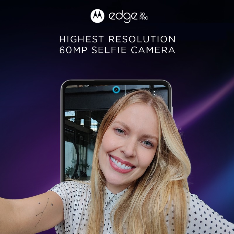 motorolaindia's tweet photo. #FindYourEdge with edgiest features available in any smartphone! Sale starts 4th March on @Flipkart &amp; leading retail stores at just ₹44,999(incl. offer)! https://t.co/lUFxuEmfUs