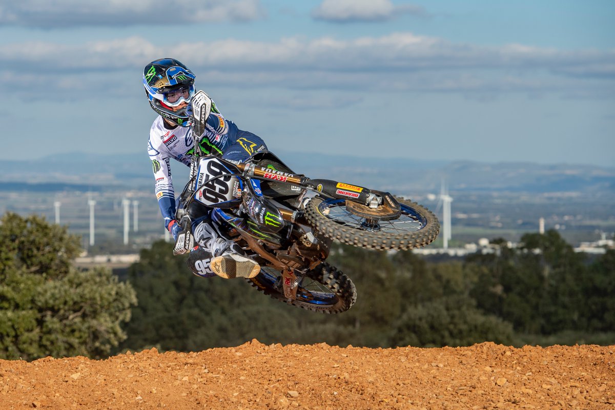 Yamaha Racing tweet media