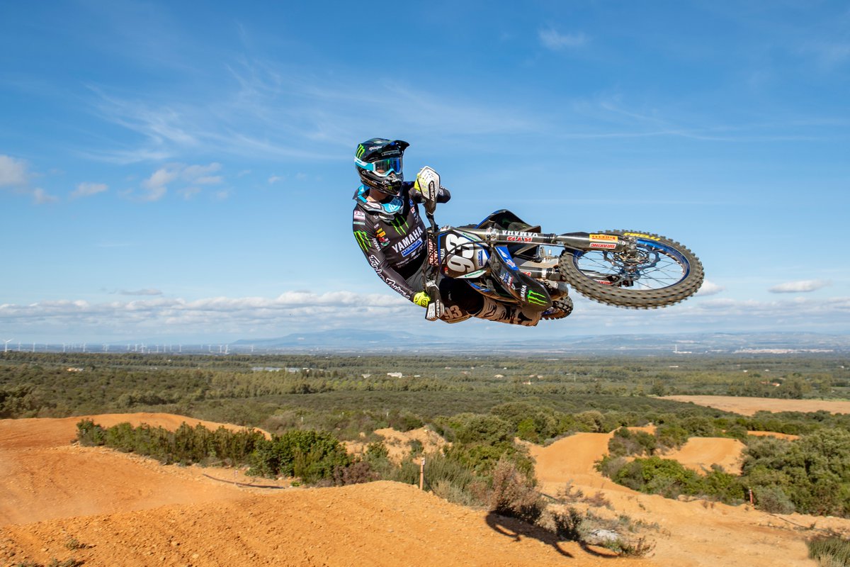 Yamaha Racing tweet media