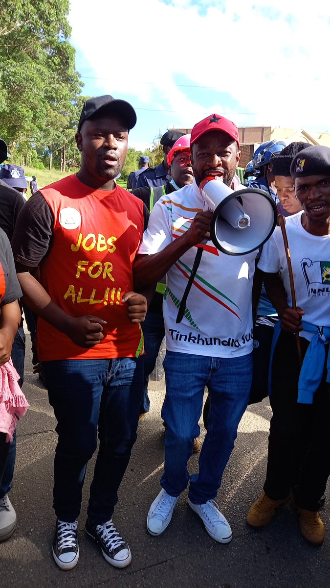 The People Shall Govern✊

#freemthandeni 
#freeBacede 
#FreeAmosMbhedzi