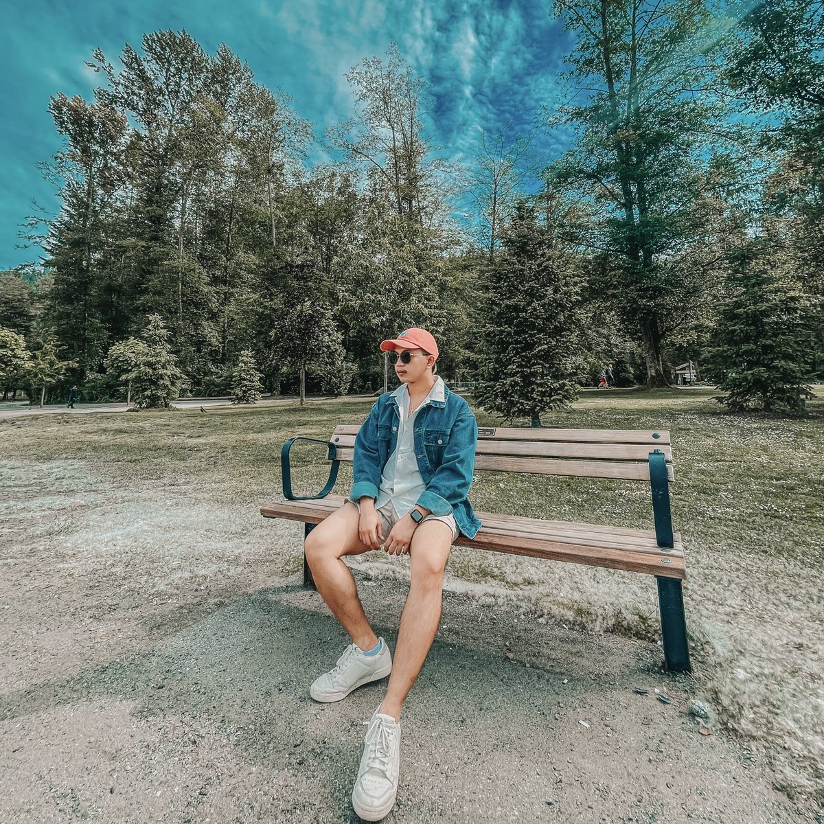 I am allowed to say no to others and yes to myself. 💙🤙🏻