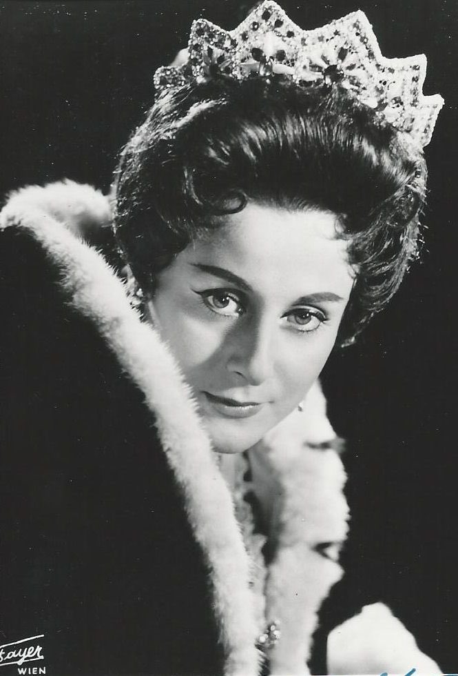 Antonietta Stella has passed away😔 There are artists that will always be inspiring for us❤️ Their Art will never die🙏🏻

#AntoniettaStella #soprano #legend #goldenage #myth #opera #inspiration #rip #tribute #grateful