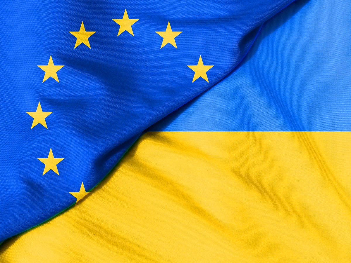 IJPucnik's tweet photo. [IZJAVA] Inštitut dr. Jožeta Pučnika odločno zavrača agresijo Rusije na Ukrajino in podpira njeno ozemeljsko celovitost in neodvisnost. Danes bi na stran 🇺🇦 stopil tudi dr. Jože Pučnik, ki je vselej zavračal vojaško nasilje v mednarodnih odnosih.
Več: https://t.co/PVJu3HKewL https://t.co/gYG5PzXekZ