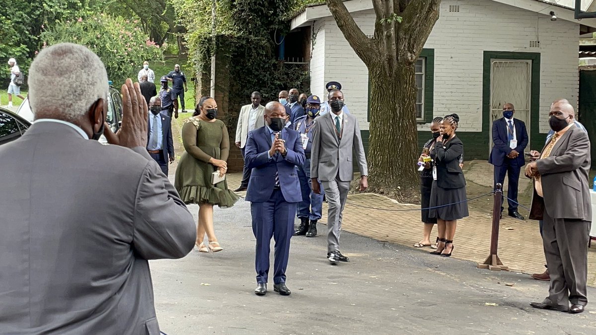 ecr9495's tweet photo. Welcome celebrations for KZN Premier Sihle Zikalala. Today he will be delivering the KZN State of the province address. @kzngov
#CarolOforiOnECR #KZNSOPA2022
#ATurningPoint https://t.co/vjf3lVne9y